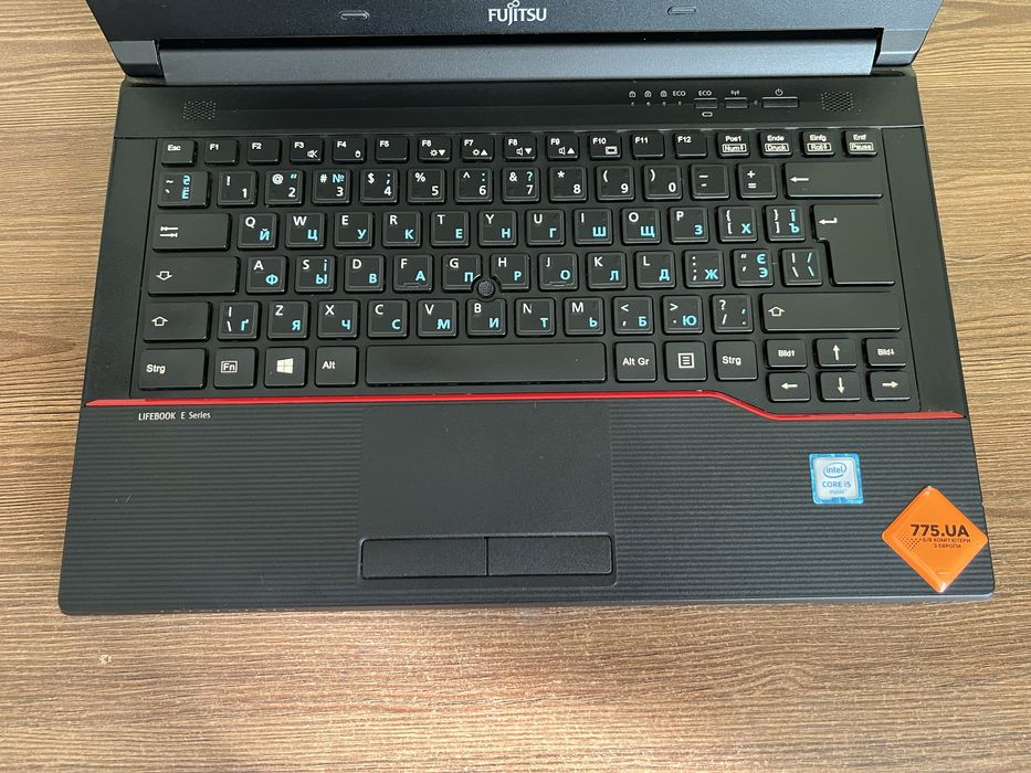 !!СРОЧНО !! Ноутбук Fujitsu LifeBook E546 i5 / 8GB / SSD 240GB