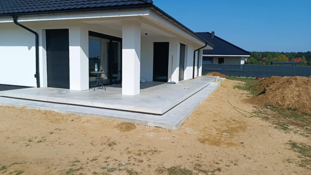 Posadzki przemysłowe betonowe zacierane na gładko