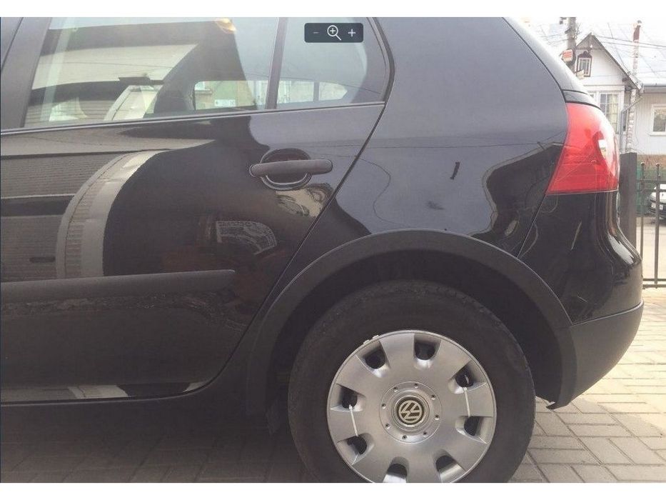 Volkswagen Golf 5 2003-2009 рр. Накладки на арки (4 шт, чорний мат)