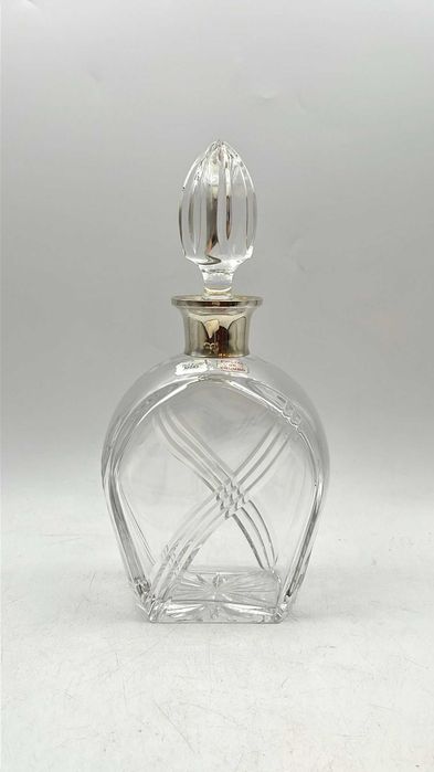 Jarro em Cristal com Tampa em Prata Antiga