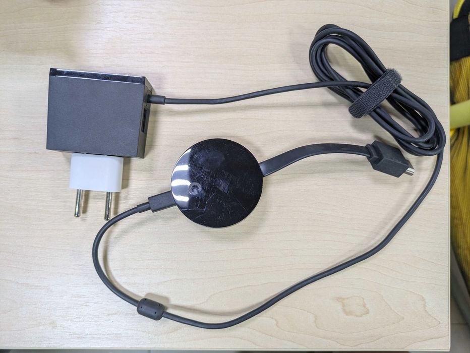 Google Chromecast Ultra 4K медіаплеєр (б/в)