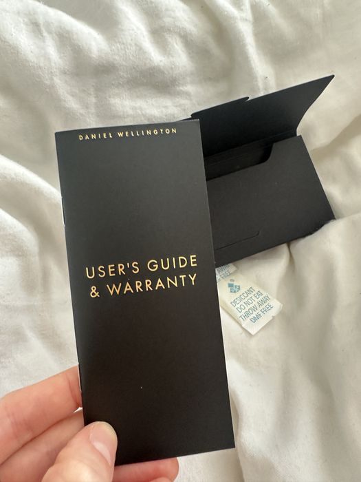 Daniel Wellington petite sterling klasyczny zegarek srebrny