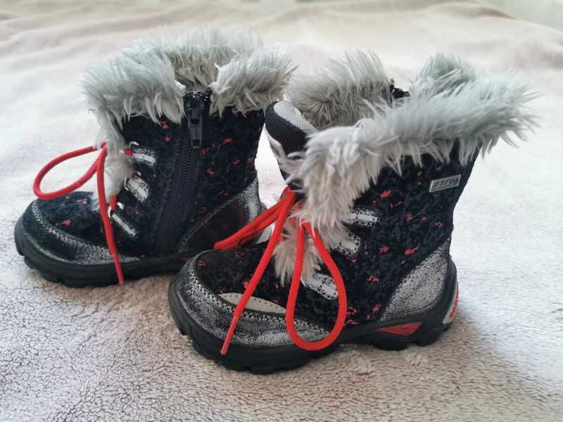 Buty, śniegowce kozaki rozm 23