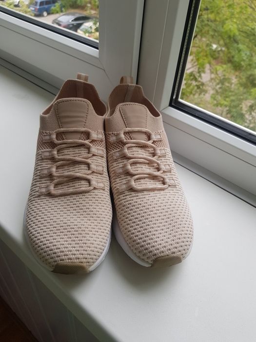 Женские красовки 38 р.