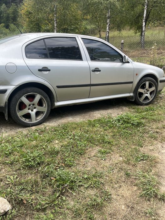 Продам шкоду тур