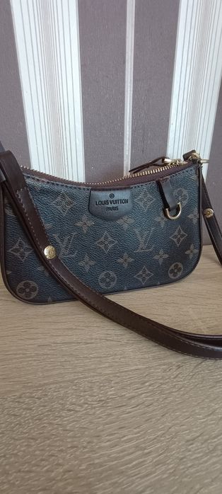 Torebka Louis Vuitton brązowa