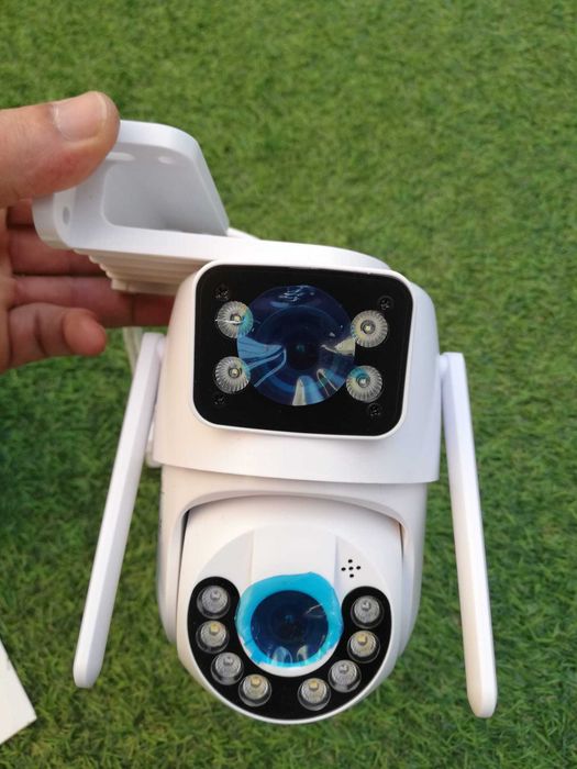 Câmara de Vigilância IP Wifi ou por cabo  Exterior rotativa e fixa