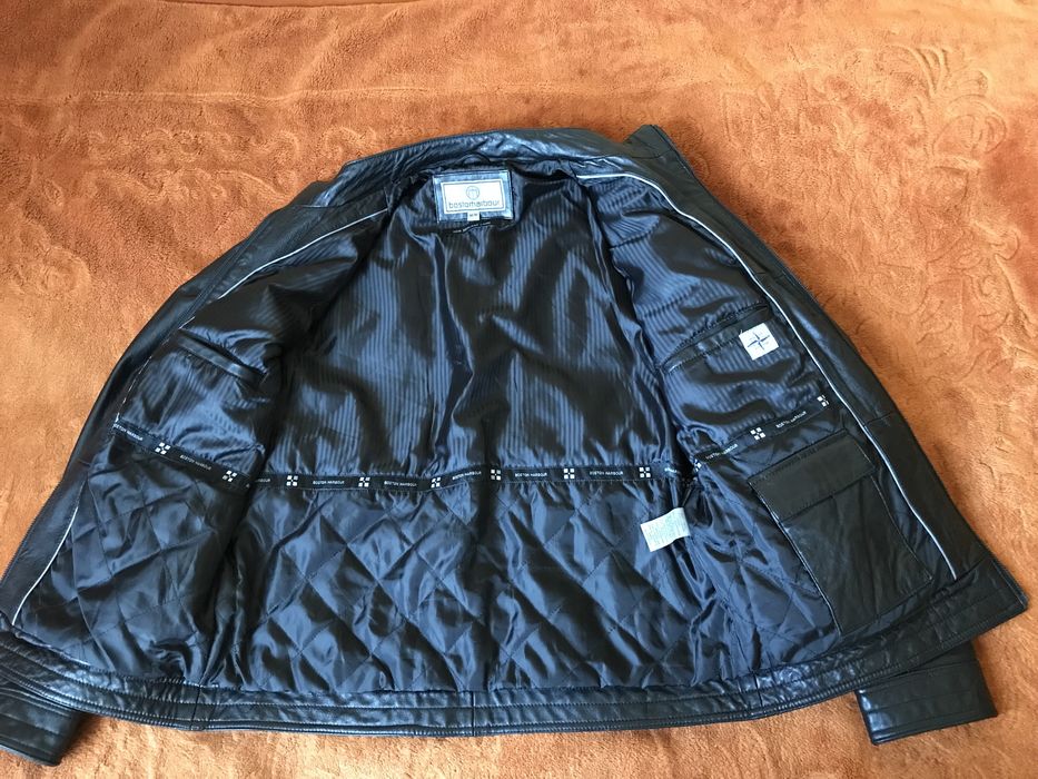 Чоловіча курточка Boston Harbour Black.