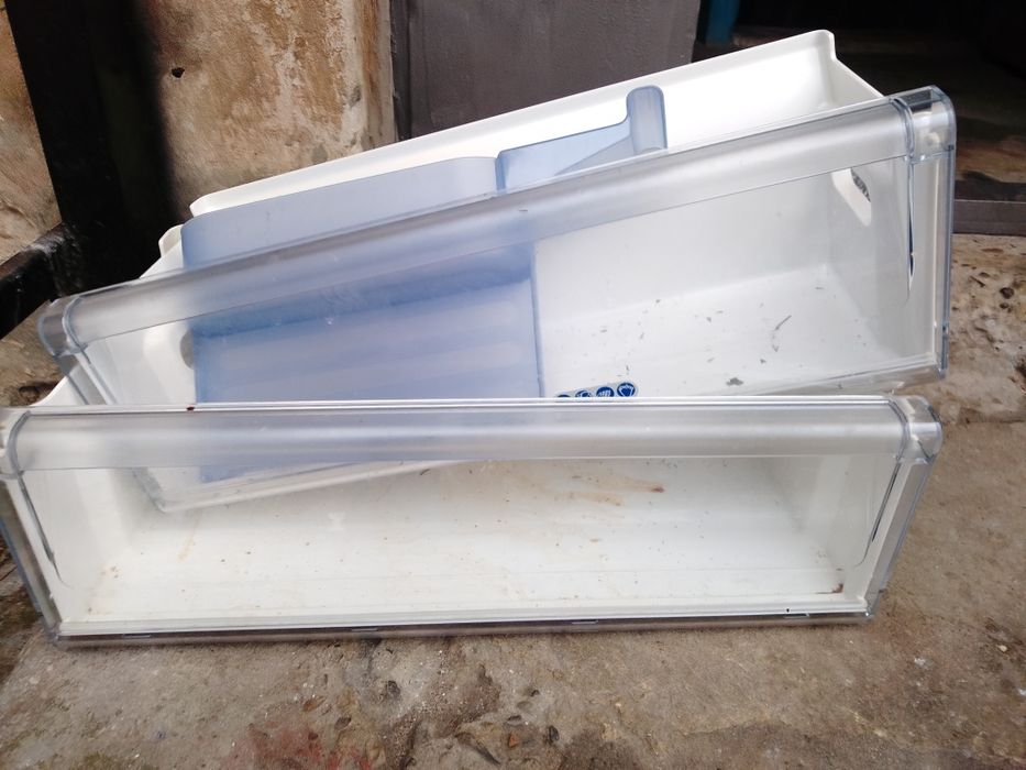 Запчастини для холодильника Whirlpool "шосте чуття"