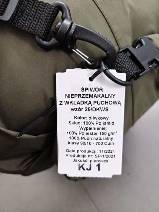 Śpiwor nieprzemakalny z wkladką puchową