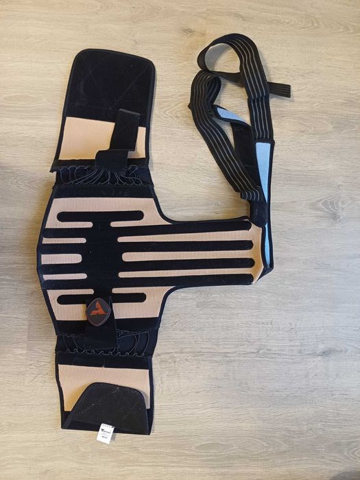 Корсет корегуючий осанку