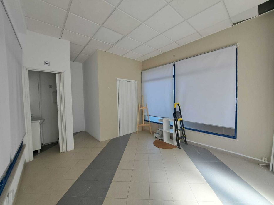 Arrenda-se Loja ou Escritório