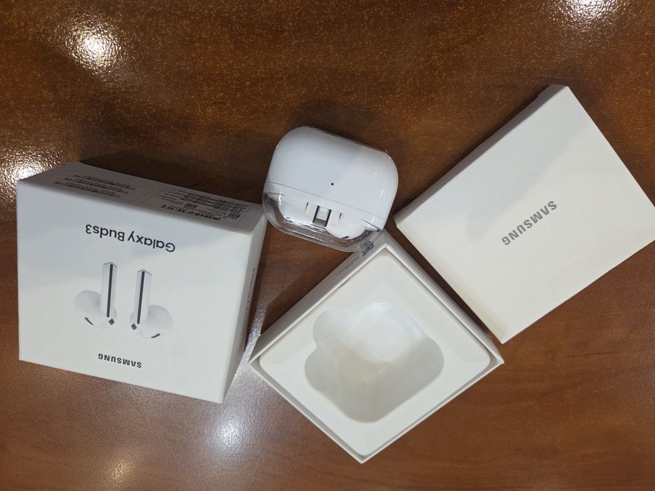 Навушники Bluetooth Samsung Galaxy Buds3 white