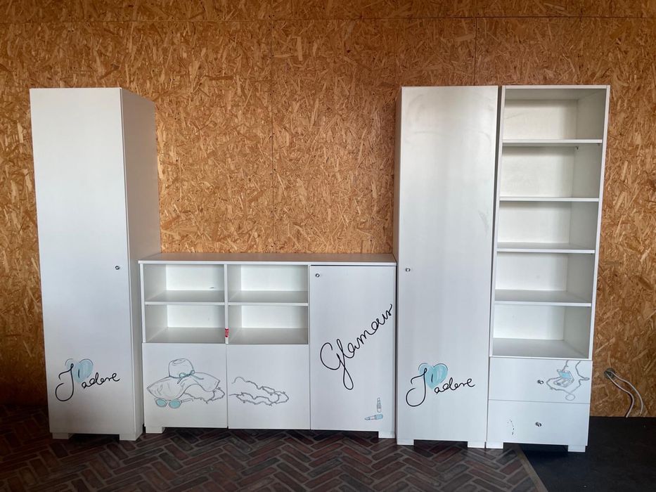 Komplet mebli dla dziewczynki Meblik