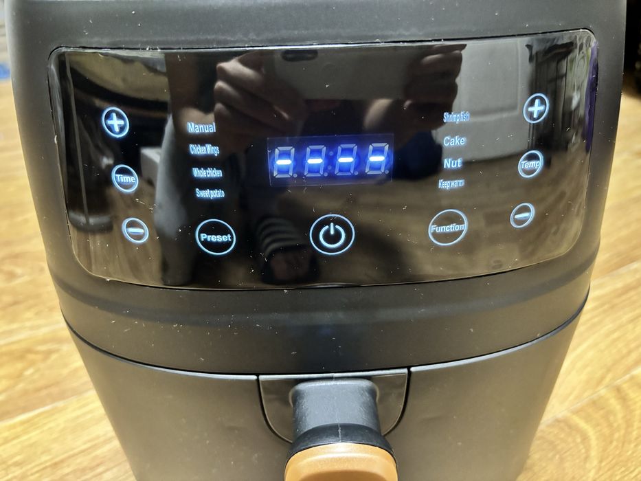 Продам нову айро фритюрницю на 6 літрів