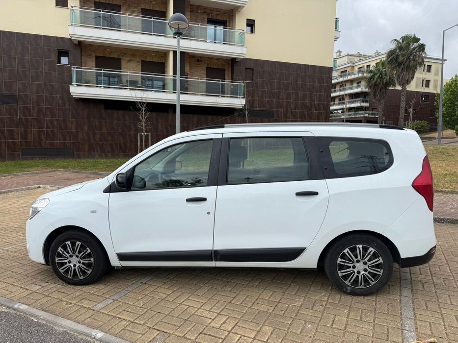 Dacia Logy 7 lugares