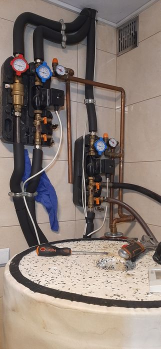 Serwis kolektorów słonecznych.Naprawa.Odpowietrzanie.Hydraulik.Grzałka