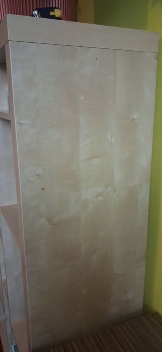 Regał Ikea bardzo funkcjonalny