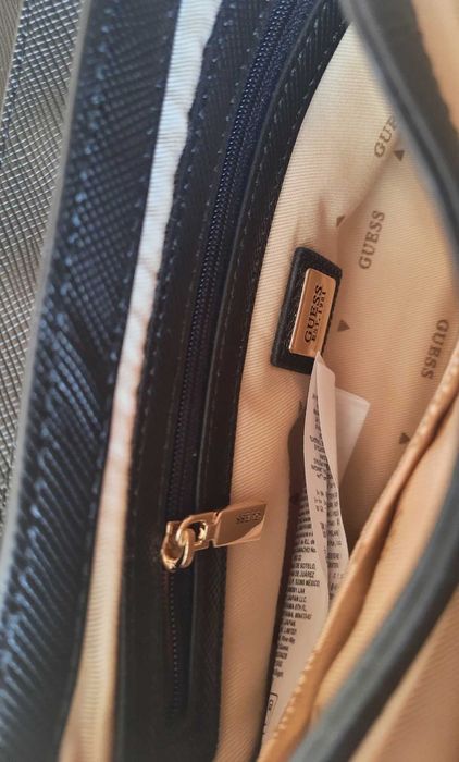 Продам сумку Guess Noell (оригінал) в хорошому стані