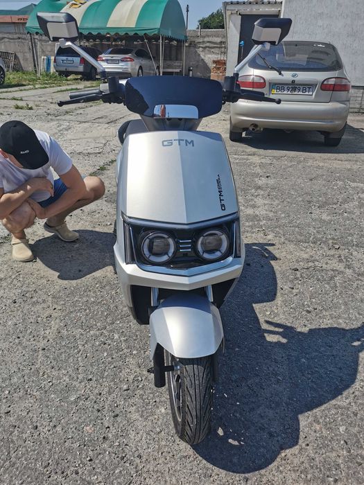 Электроскутер GTM Flex 1500W 72V 26Ah (83817)с гарантией без пробега