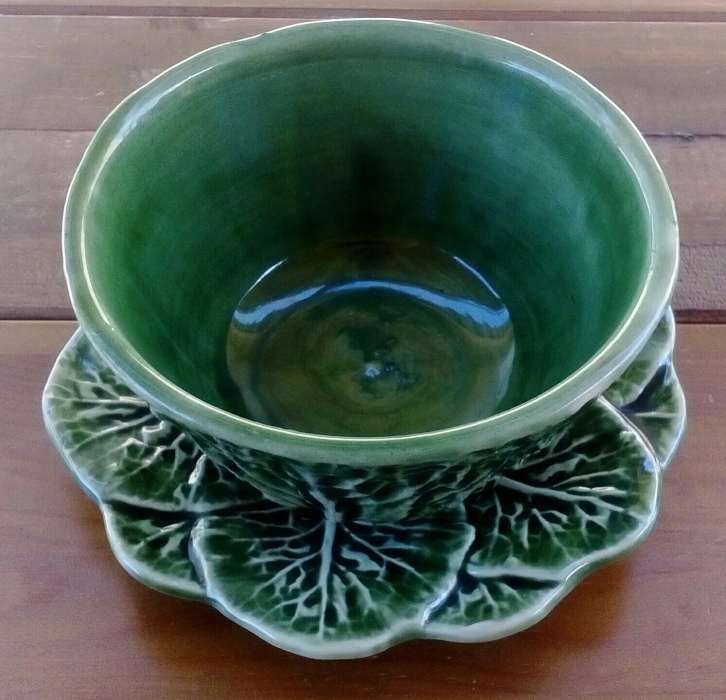 Conjunto tigela e pires loiça das Caldas