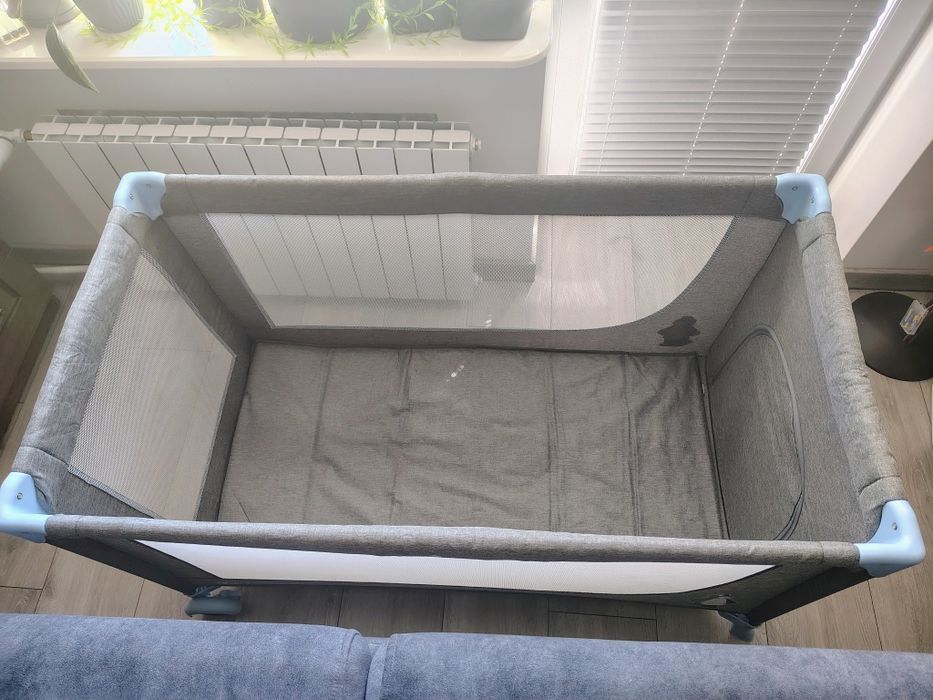 Łóżeczko turystyczne KinderKraft 120x60 błyskawicznie rozkładane + moskitiera