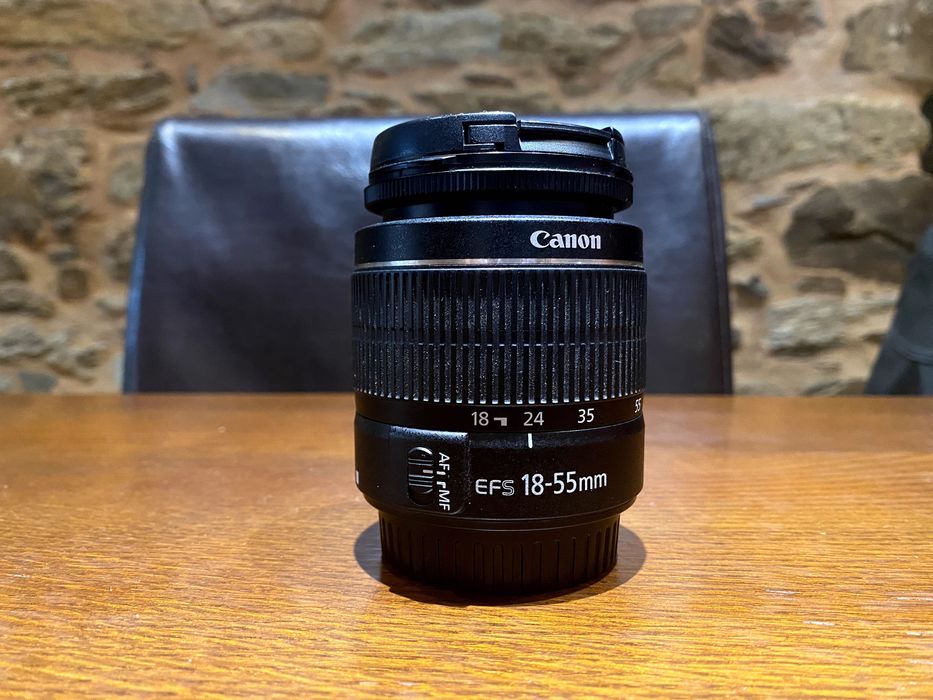 Canon EOS 1200D + 2 Lentes Canon + Bolsa Original + Acessórios
