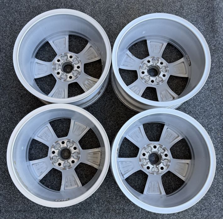 Диски R16 5/112 skoda Octavia A7 A8 Superb Karoq VW Golf  Passat Seat