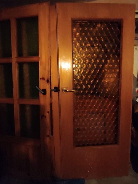 Przeszkole skrzydło drzwiowe PRL, dwa rodzaje