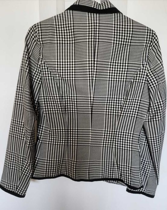 Casaco Stradivarius preto e branco, tamanho M