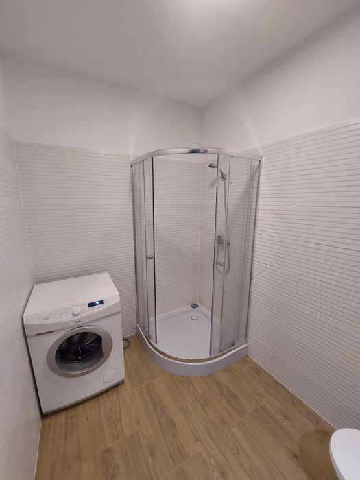 Na wynajem mieszkanie z tarasem miejsce parkingowe