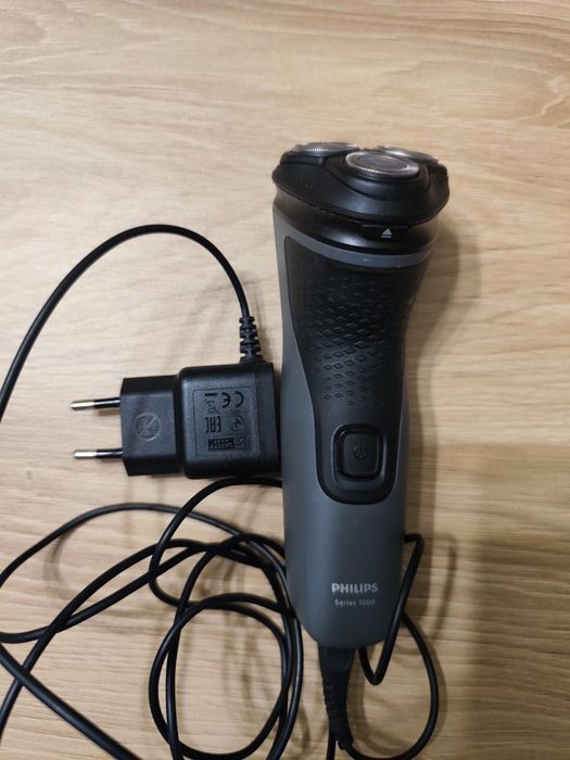 Golarka Philips Series 1000