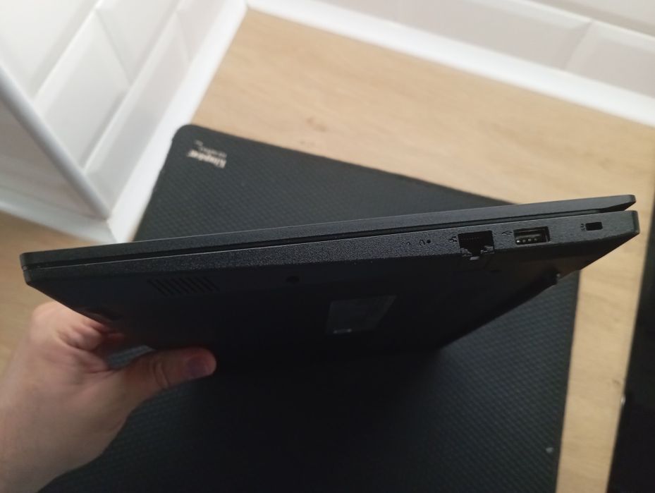 Нотубук Lenovo V15 G2 (В ідеальному стані, користувались 6 міс)