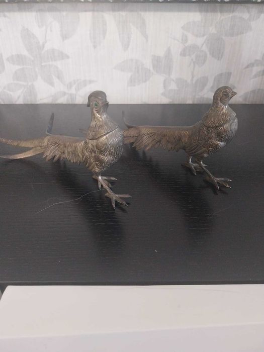 aves decorativas com mais de 60 anos