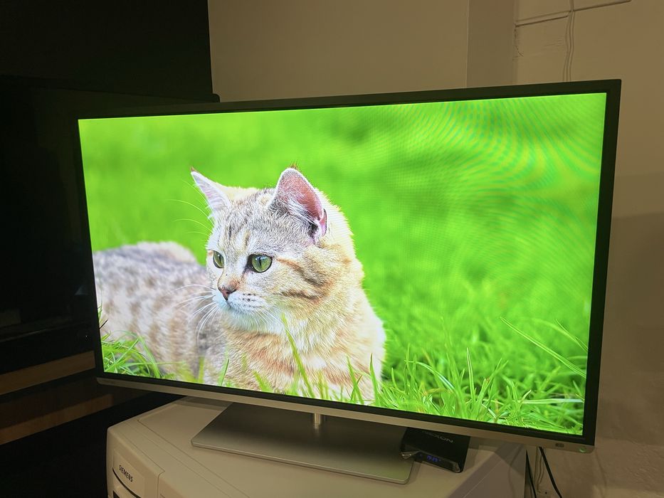 Телевізор Toshiba 40 + кріплення