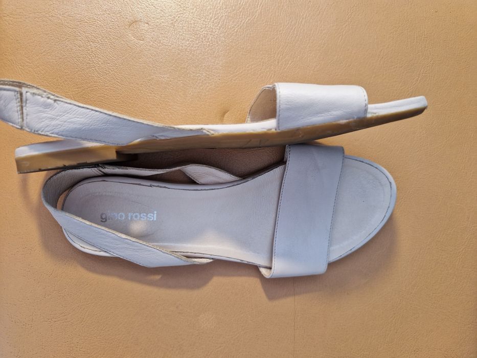 Sandały Gino Rossi , płaskie rozm 38,