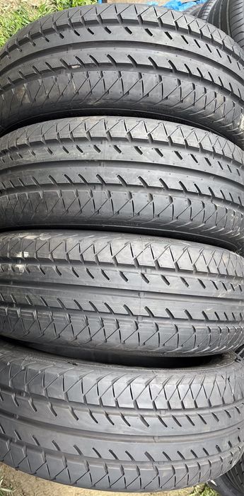 Шини Continental Eco Contact 215 65 R 16 C