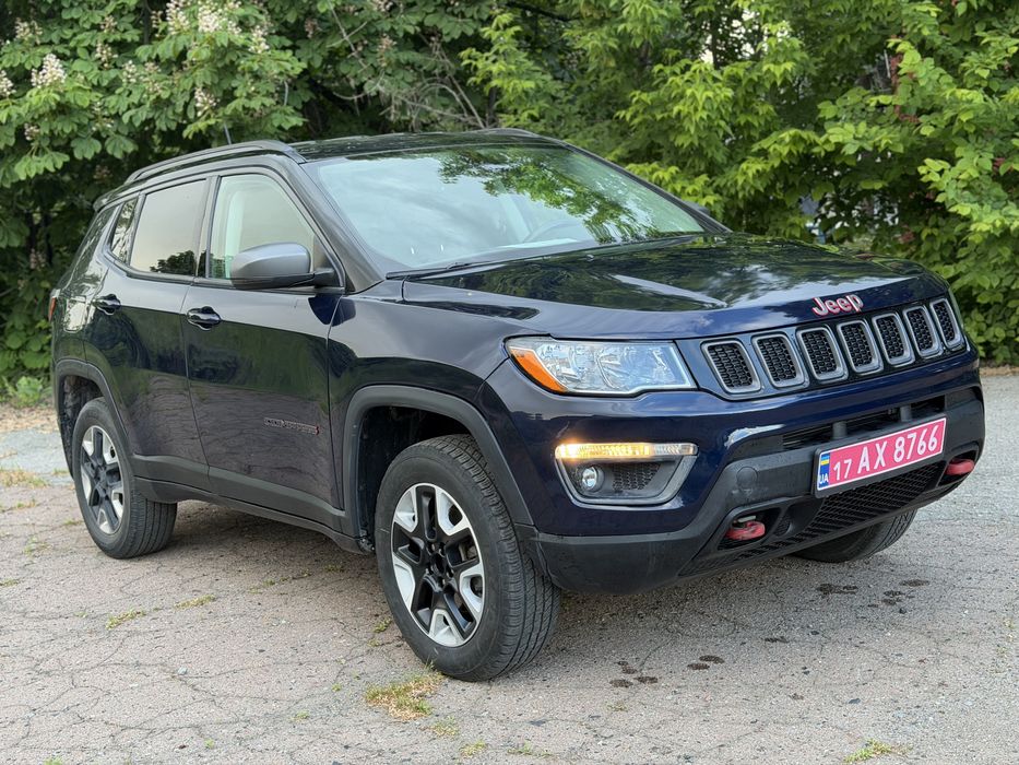 Продам Jeep Compass Trailhawk