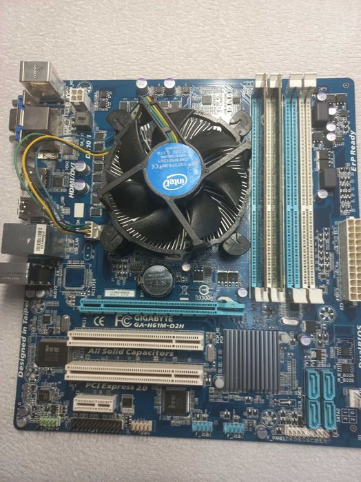 Gigabyte GA-H61M-D2H s1155 + I5-2400s + 8Gb DDR3 (1600)