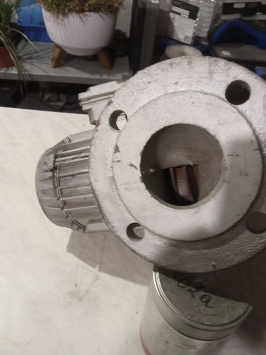 Pompa obiegowa kielecka fabryka pomp typ. 65co-13