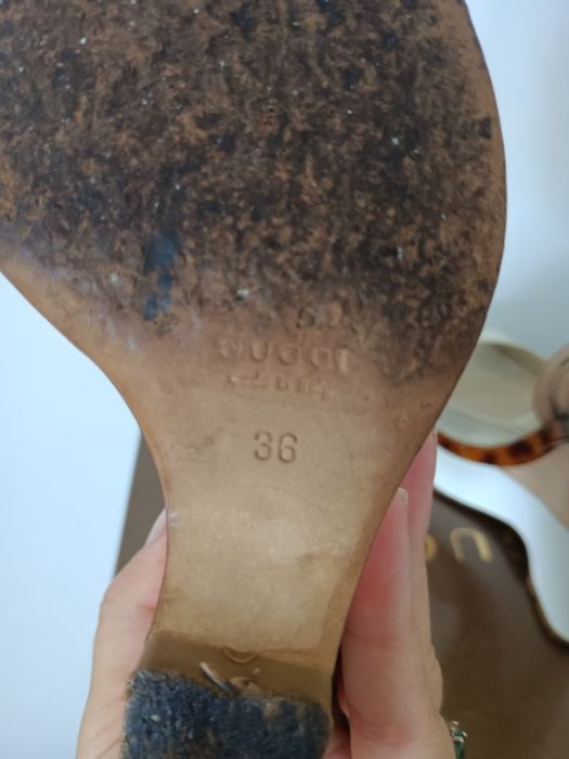 Sandálias altas Gucci