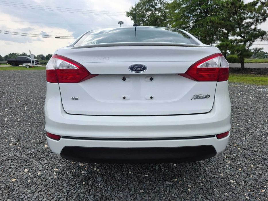 Ford Fiesta      2016