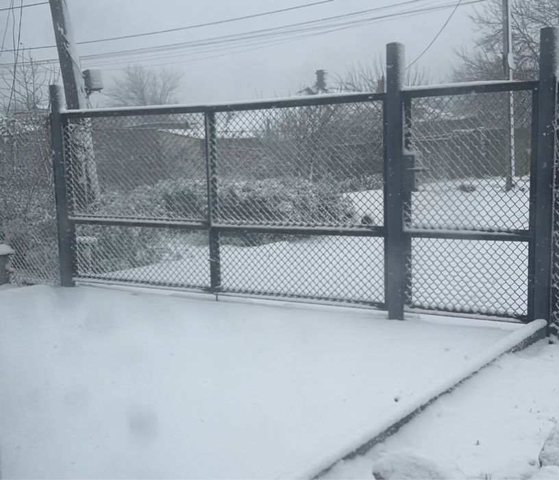 Продам ворота та калітку