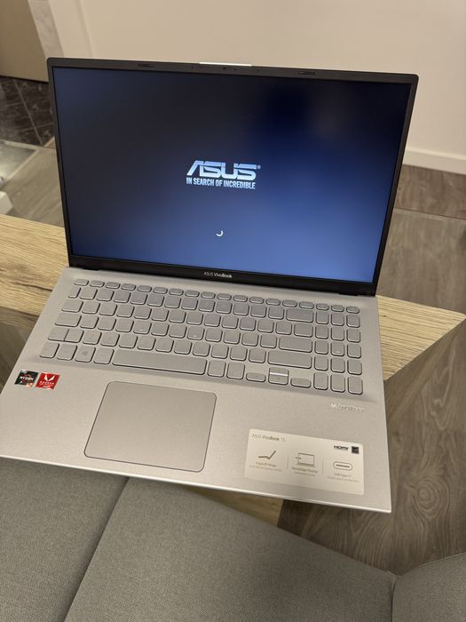 Computador portátil ASUS