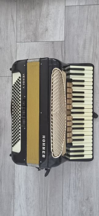 Akordeon 120 basów HOHNER Verdi V Musette stan bardzo dobry