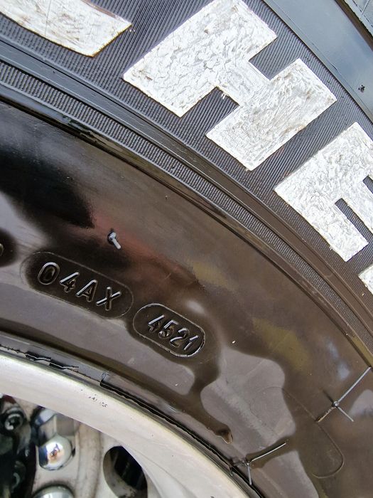 Колеса резіна ведуча вісь Michelin 99% NEU  315/70R22.5 без діска