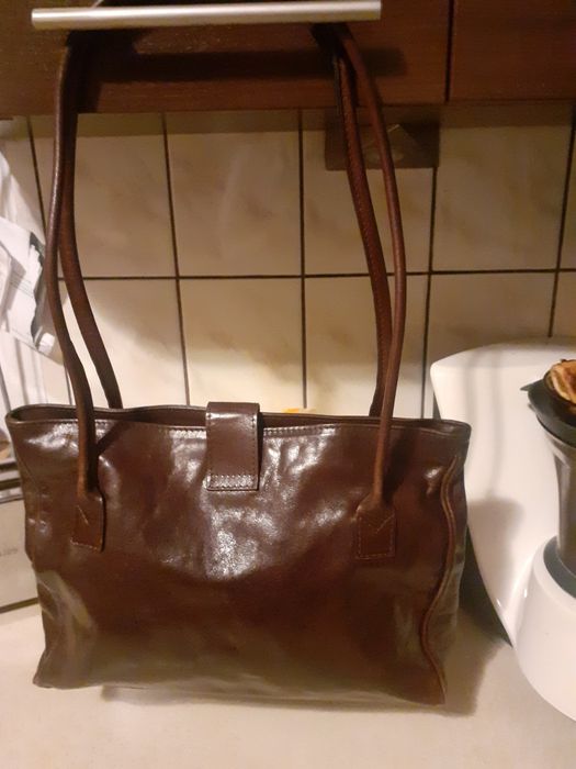 Skórzana  torba w kolorze czekoladowego brązu