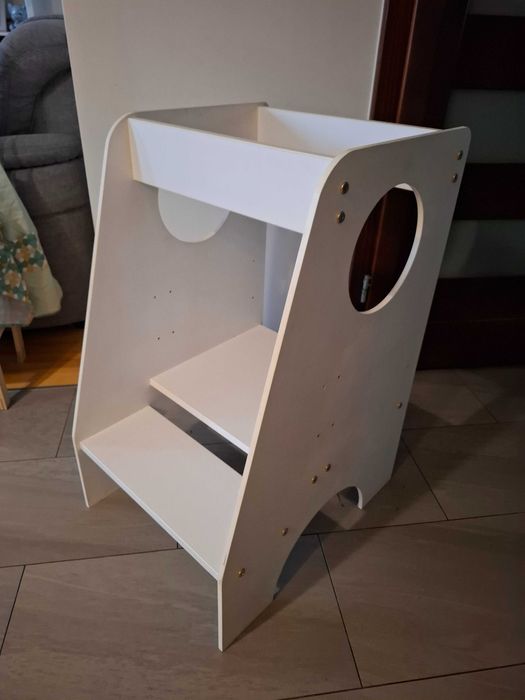 Pomocnik kuchenny dla dziecka trzy poziomy regulacji wysokości