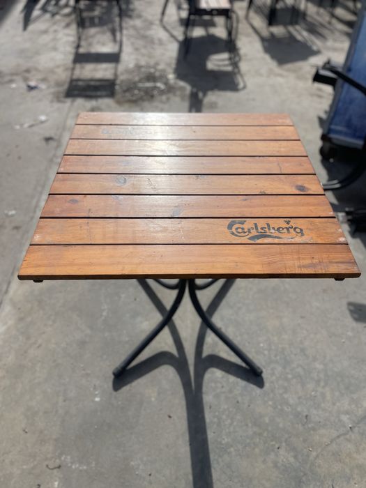 Стулья столы зонты шатры палатки