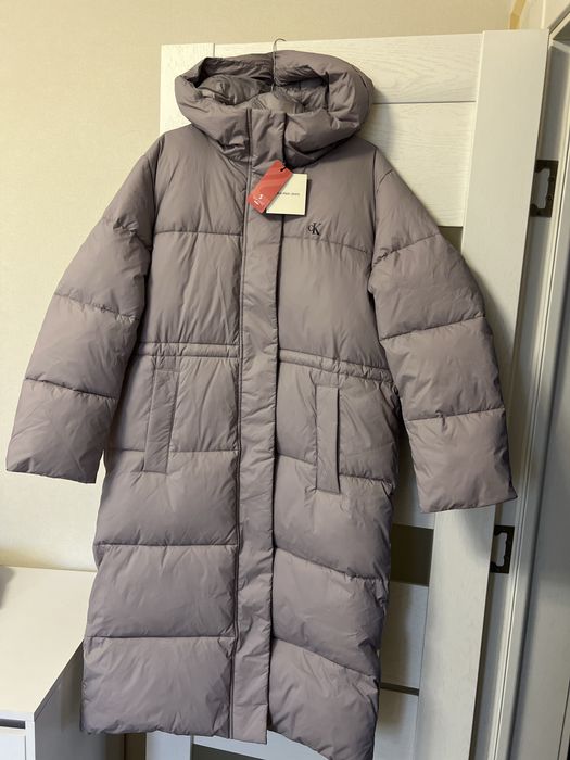 Куртка Calvin Klein M пуховик зимова удлиненная курточка